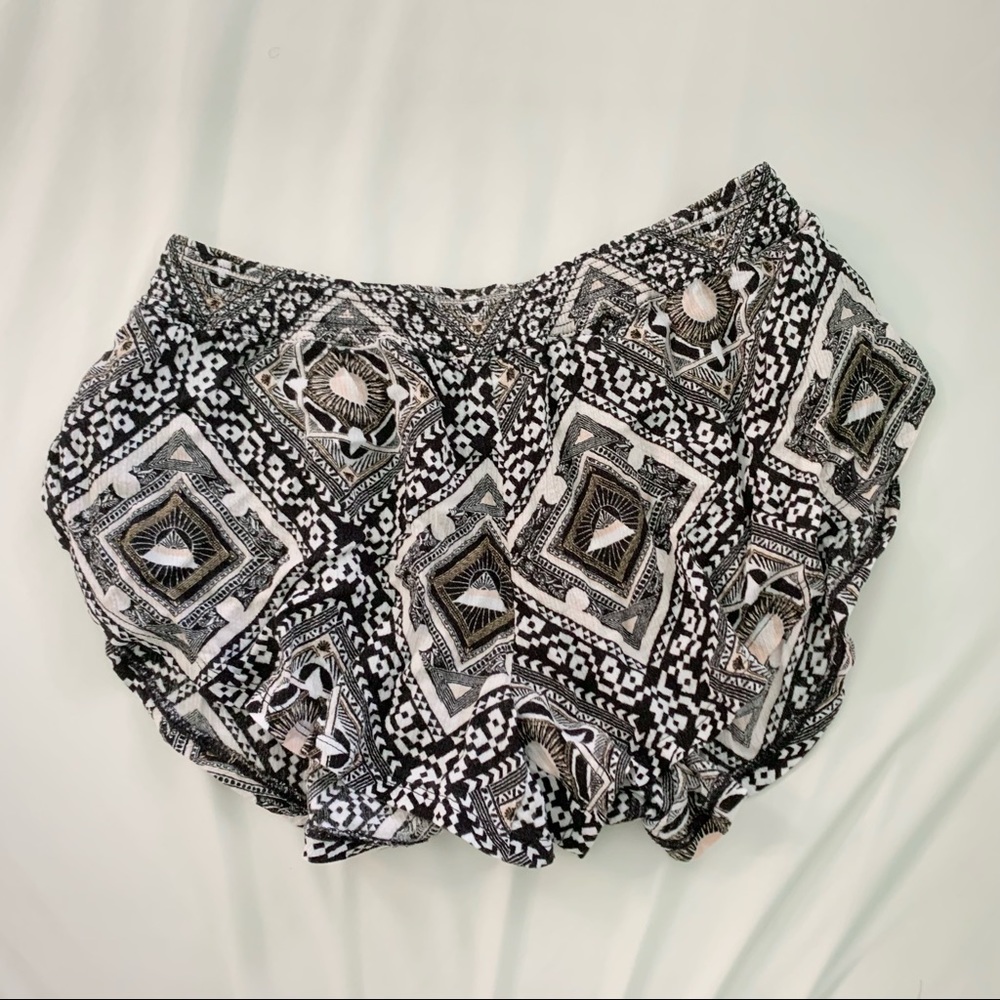 Volcom shorts